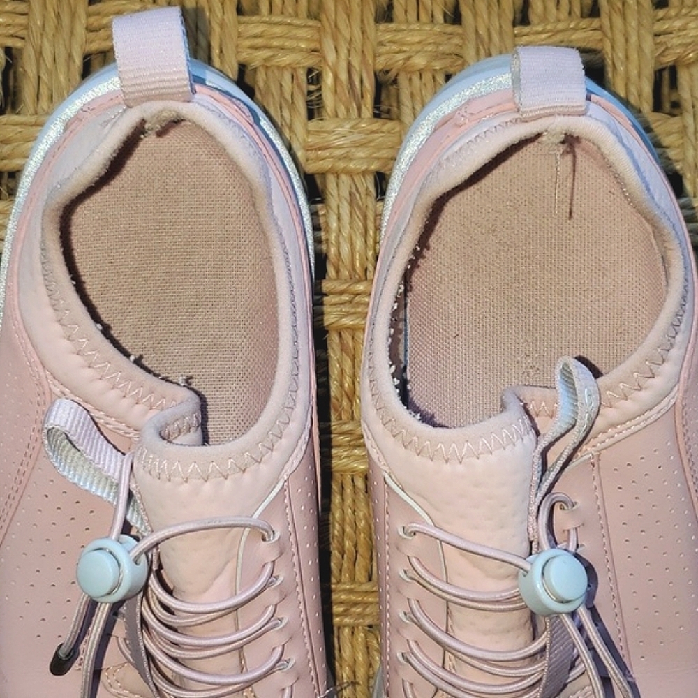 Clove Classic Shoe Size Women's 10.5 /Men's 9 - Picture 10 of 12